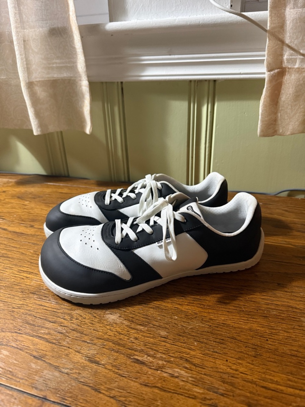 Realfoot Pulse Men’s Extra Wide Sneakers
